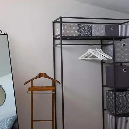 Marina Seafront 5 * Radazul