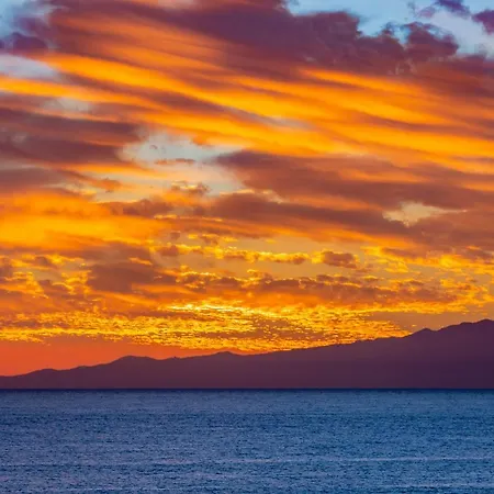 公寓 Marina Seafront 5