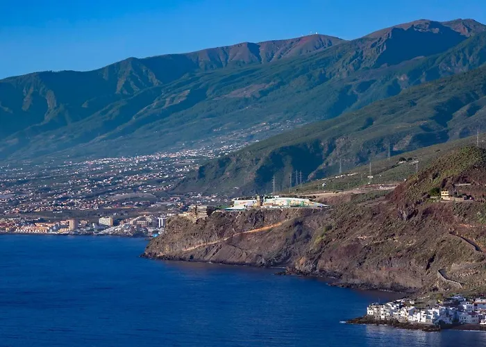 Marina Seafront 5 * Радазул