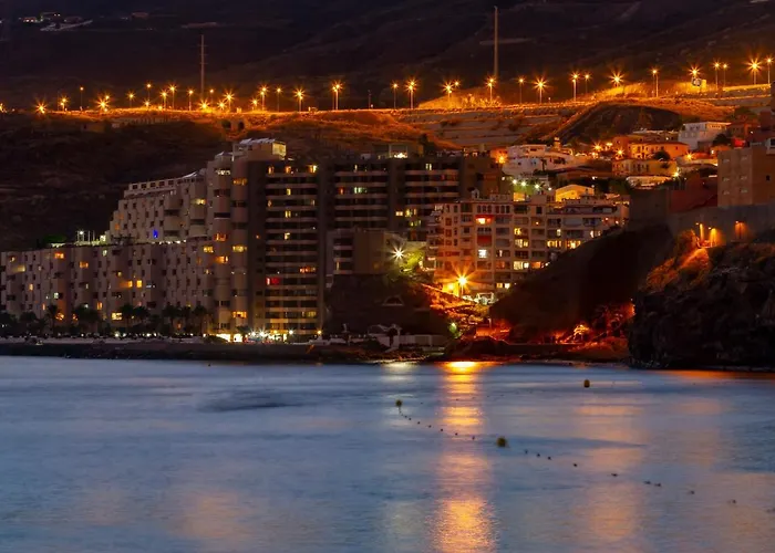 Апартаменты Marina Seafront 5 Радазул