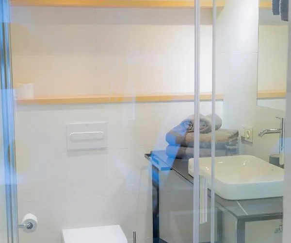 Marina Seafront 5 Lägenhet *